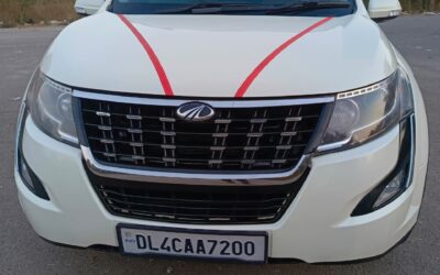 MAHINDRA XUV 500w9